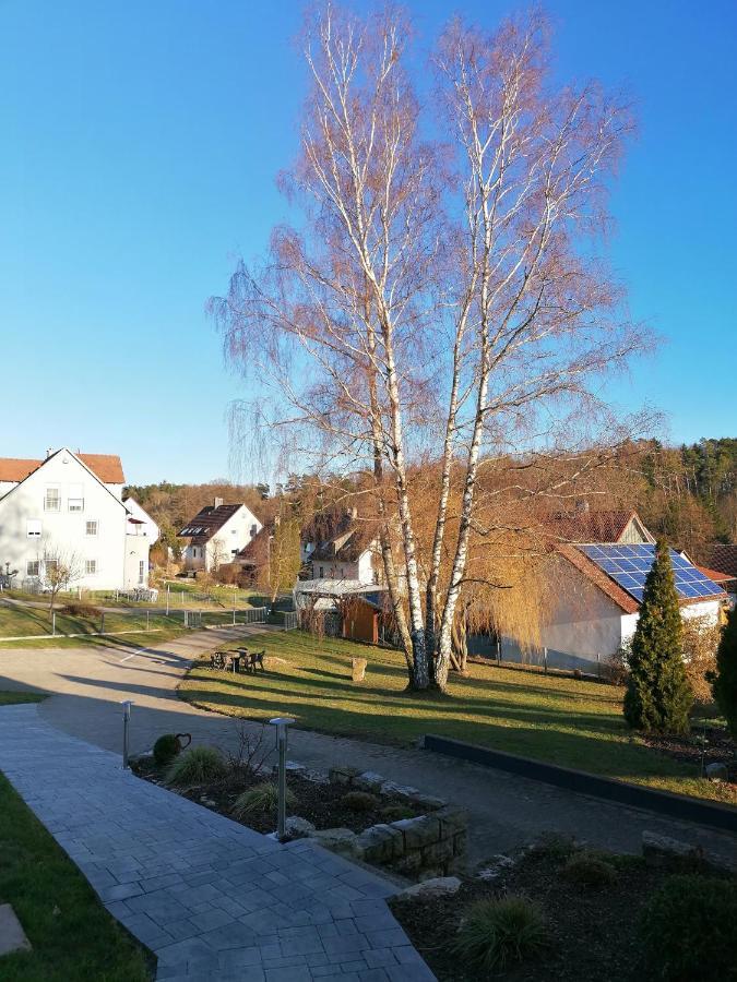 Fewo Haus Hutzelbuck In Idyllisch-Gruner Lage Nahe An Ансбах Экстерьер фото